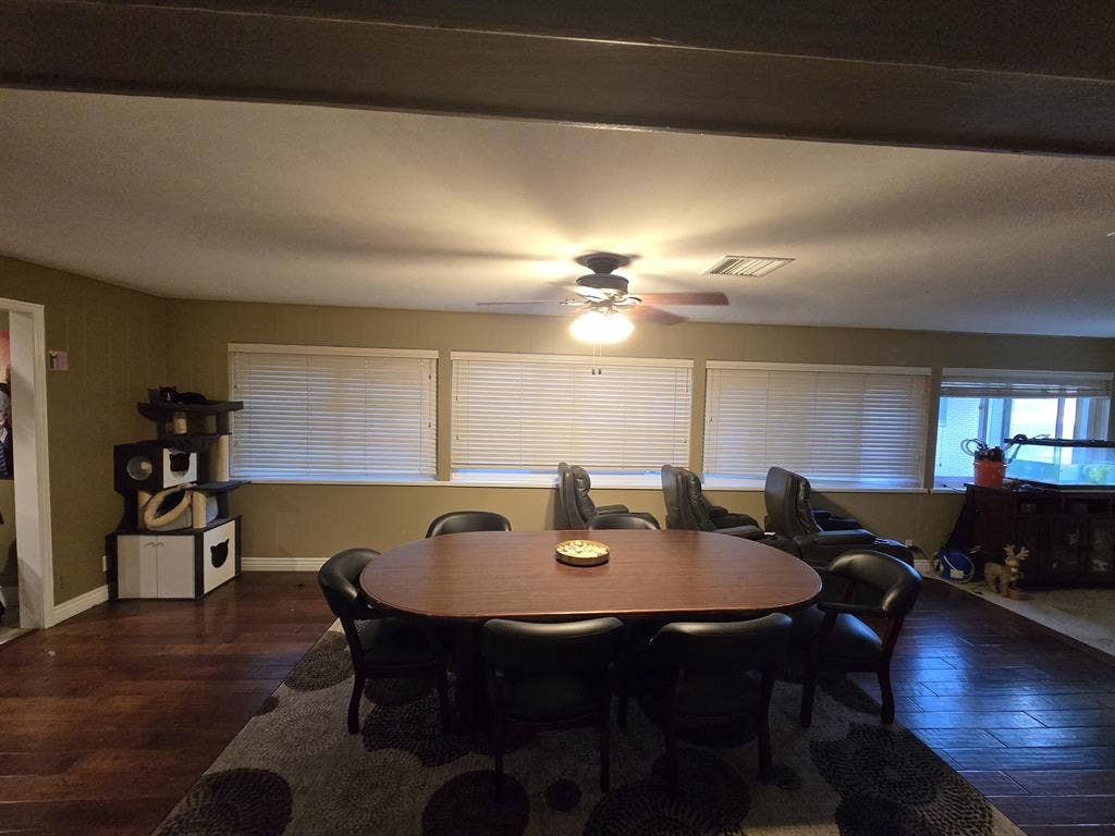 One room in shared space for rent