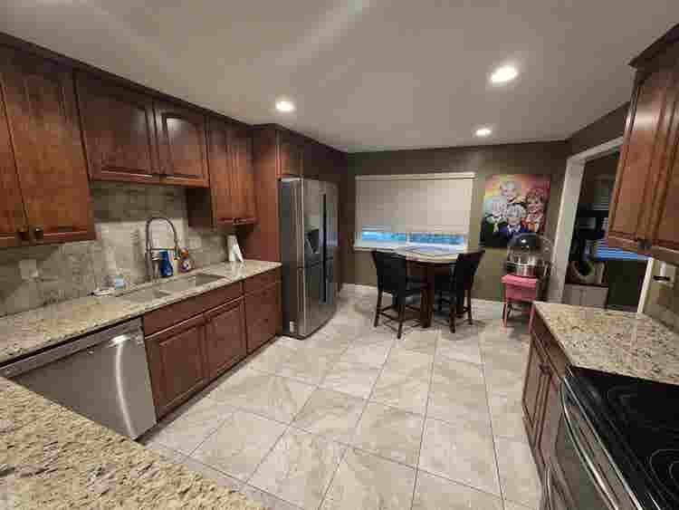 One room in shared space for rent