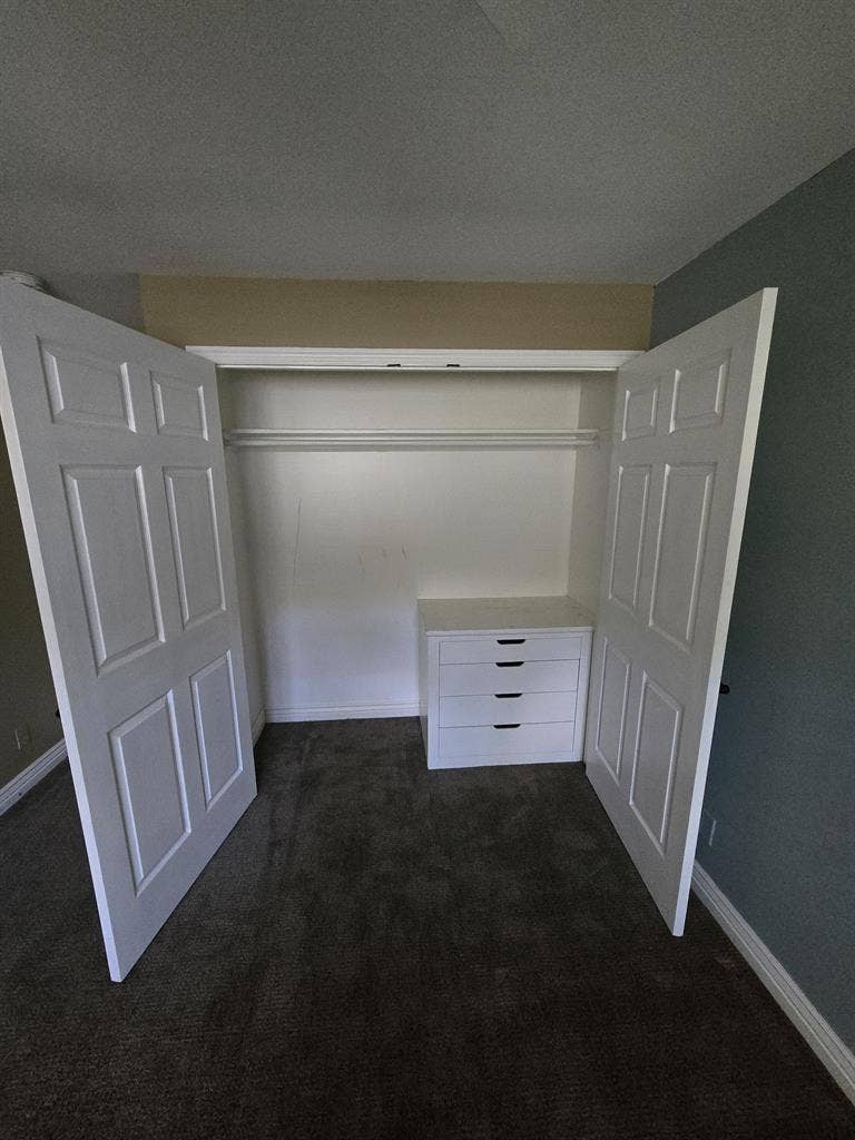 One room in shared space for rent