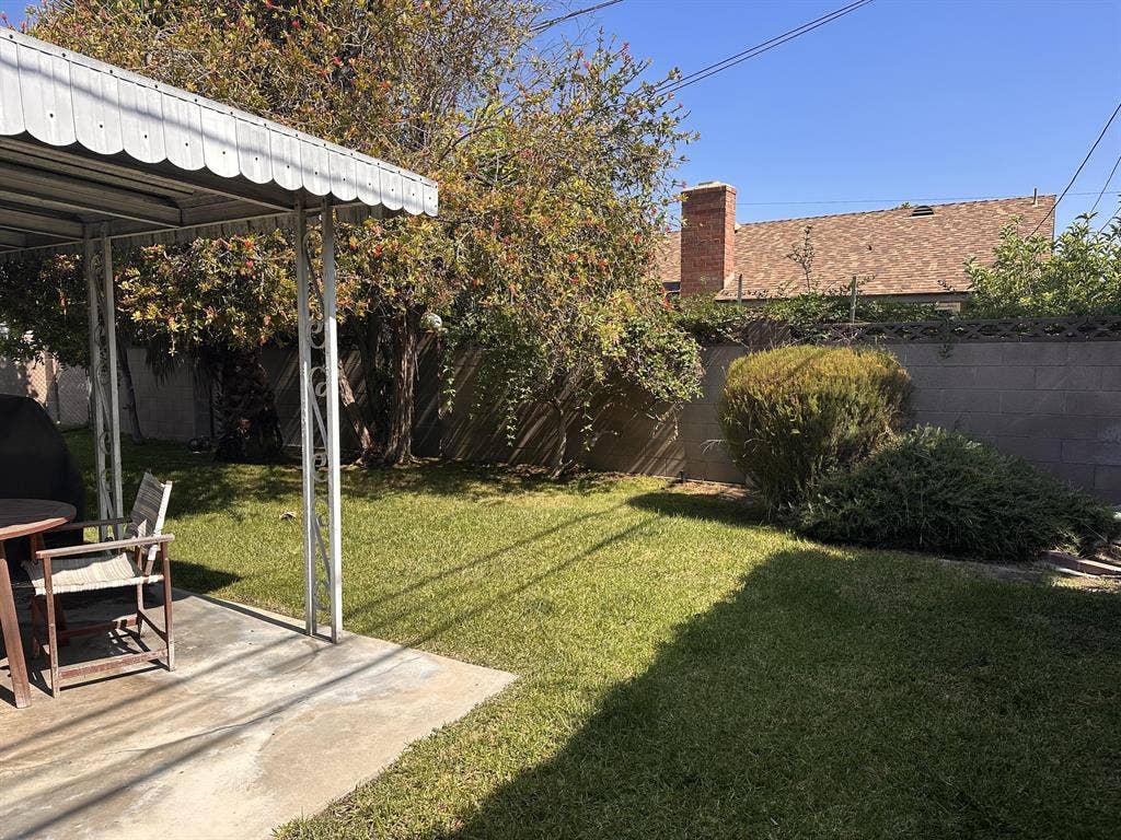 Room for Rent in Anaheim