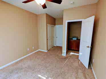 Private Bed&Bath in South Reno