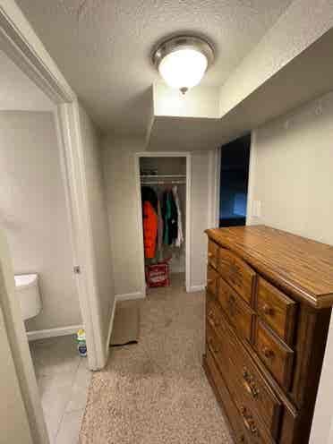 2 Bedrooms Available in Golden