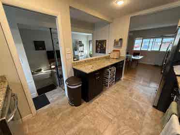 2 Bedrooms Available in Golden