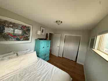 2 Bedrooms Available in Golden