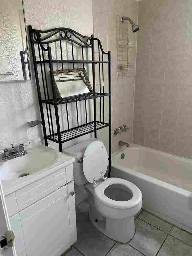 Rooms for rentt M/F