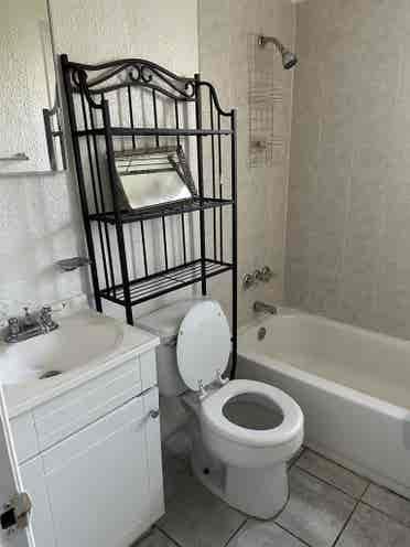Four bedroom house for Rent