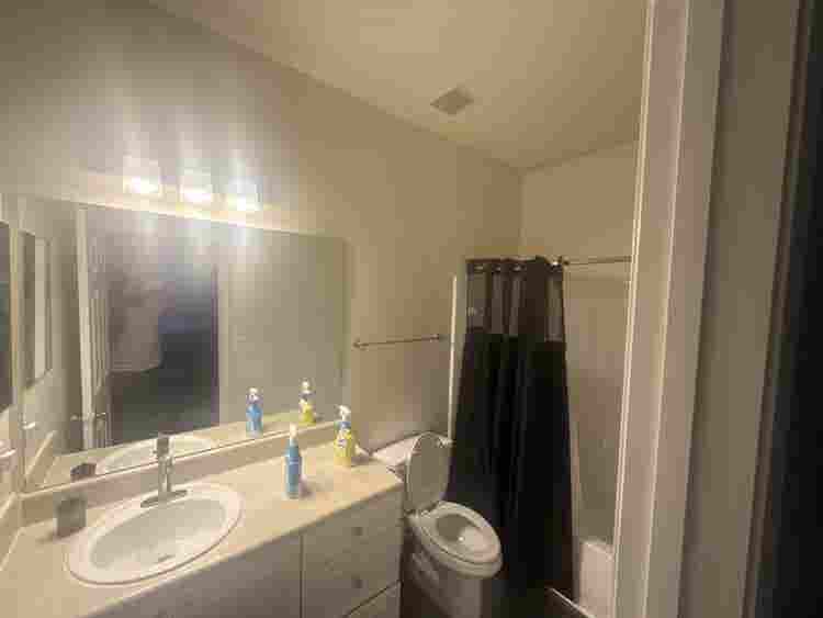 Private room and bathroom for rent!