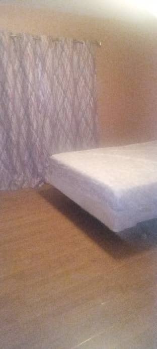 Female only 
Clean  no drama