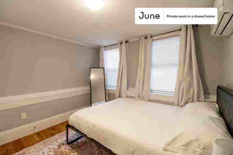 4 BR in Boston