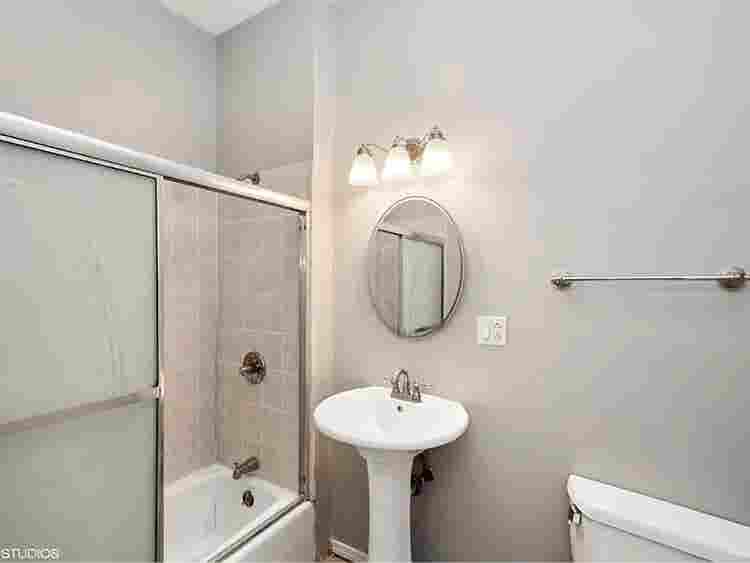 Co-ed Roommate needed!