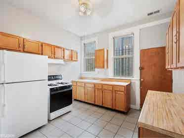 Co-ed Roommate needed!
