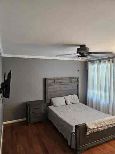 Two (2) Rooms w/ private bathroom