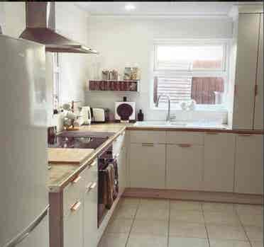 Wellbrow Road, L Room