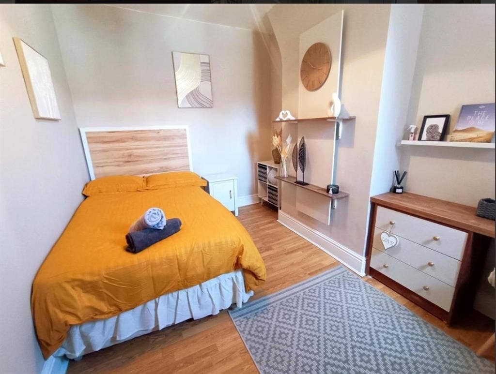 Wellbrow Road, L Room