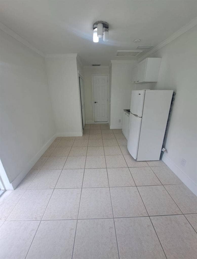 Renting a studio near Coral Gables