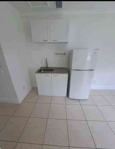 Renting a studio near Coral Gables