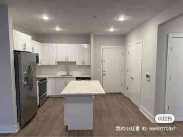 Sublease main bedroom