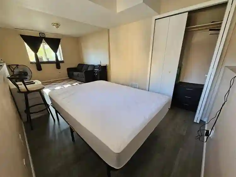 Whole Basement Pvt Bath Ready MAY