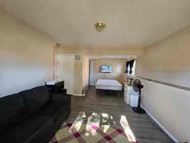 Whole Basement Pvt Bath $/MO