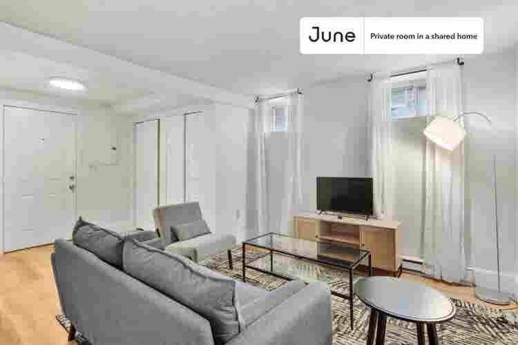3 BR in Boston