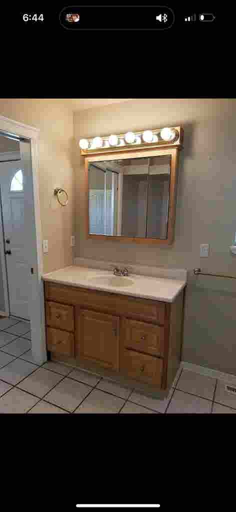 Private master bedroom for rent