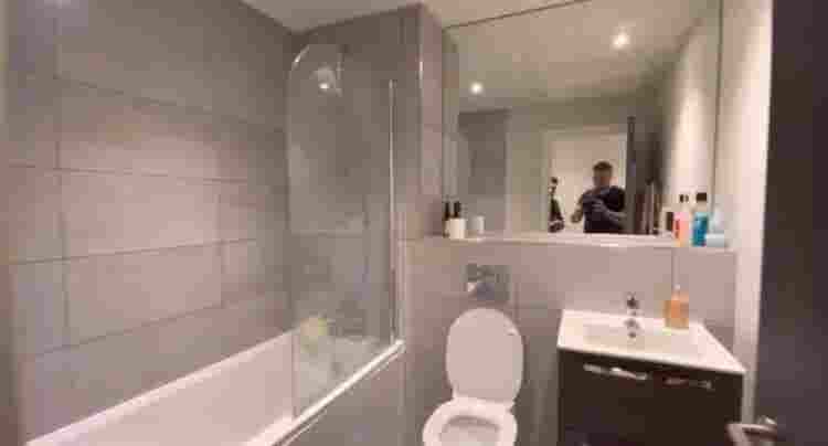 One Double Bedroom in flat