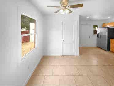 2 bedroom house for rent