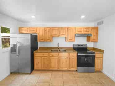 2 bedroom house for rent