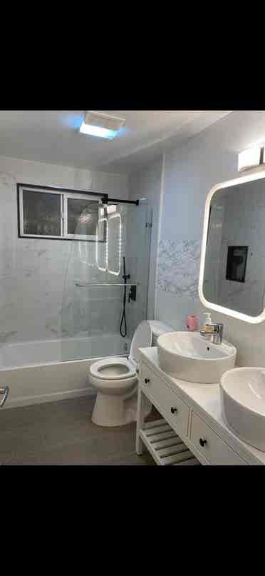 Room for rent Monterey Parkk