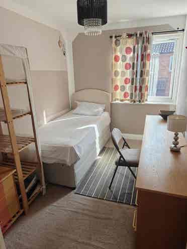 Beautiful Single Room for rent