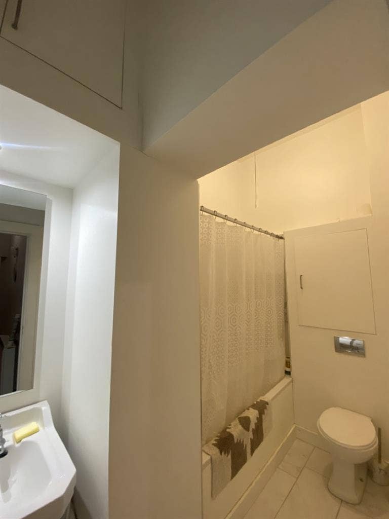 Double room on Capel Street!