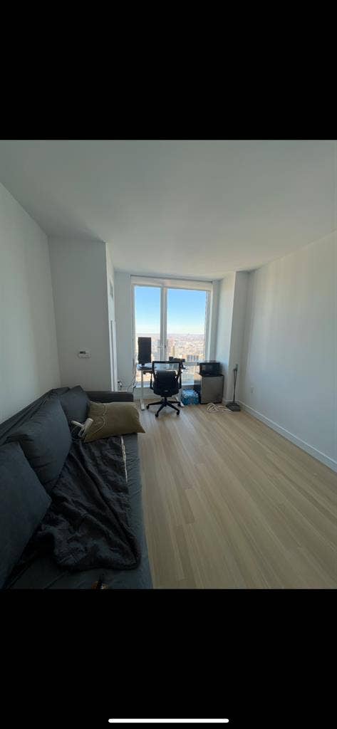 Looking for roommate for August 1st