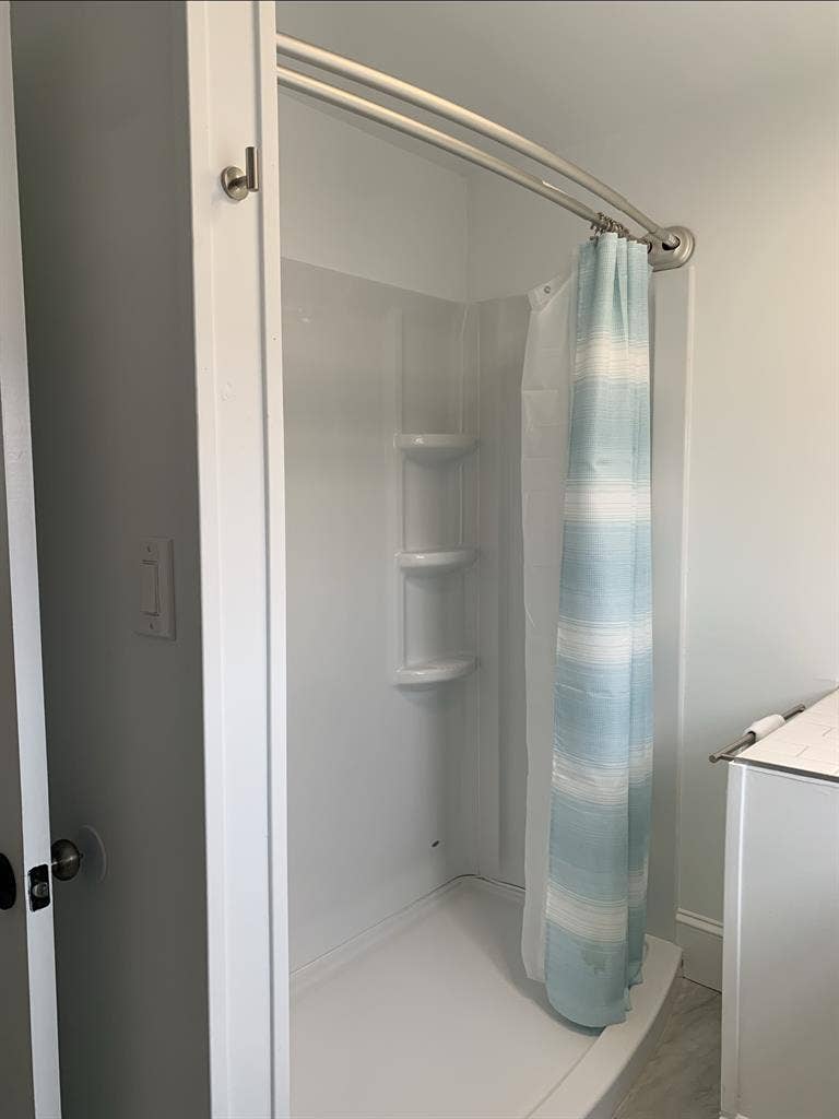 FEMALES ROOMMATES - TWO BEDROOMS