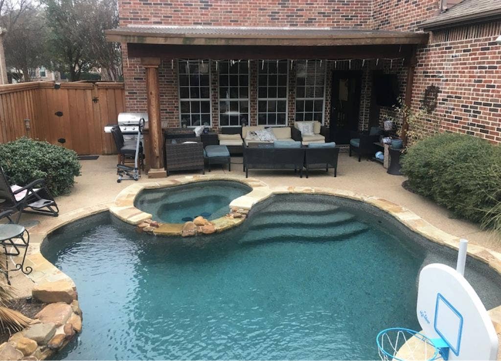 Two furnished bedrooms for rent!