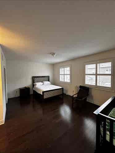 Luxurious Master bedroom for Rent