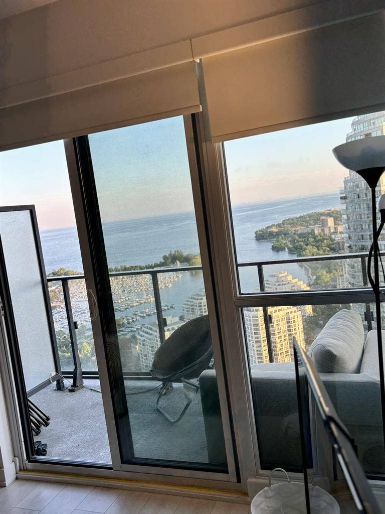 Furnished  bath condo