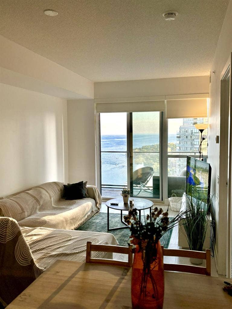 Furnished  bath condo
