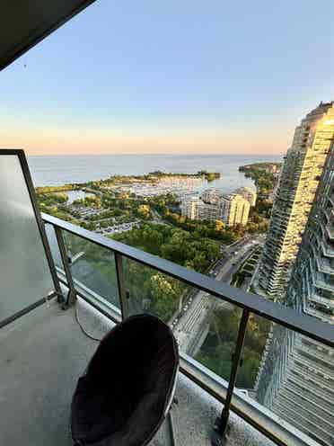 Furnished  bath condo