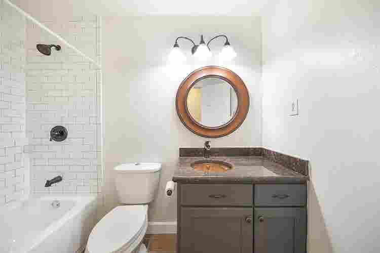 1 BR in Austin