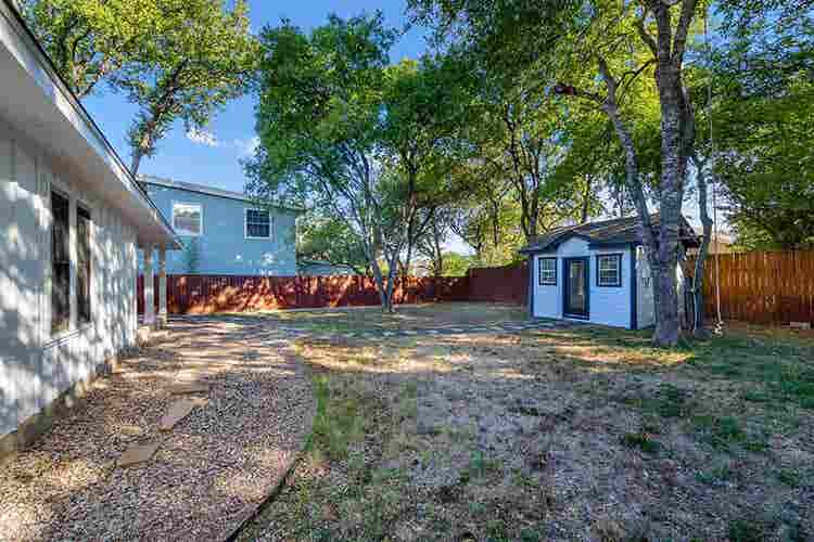 1 BR in Austin