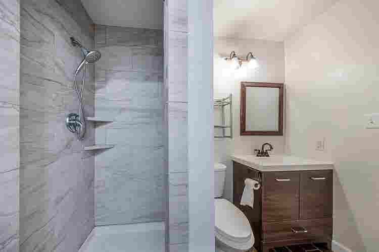 1 BR in Austin