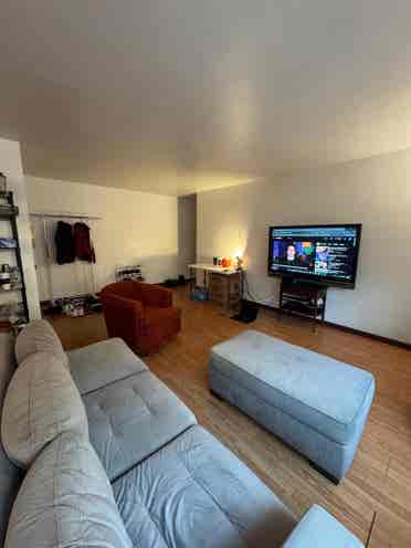 Private Room available for Lease