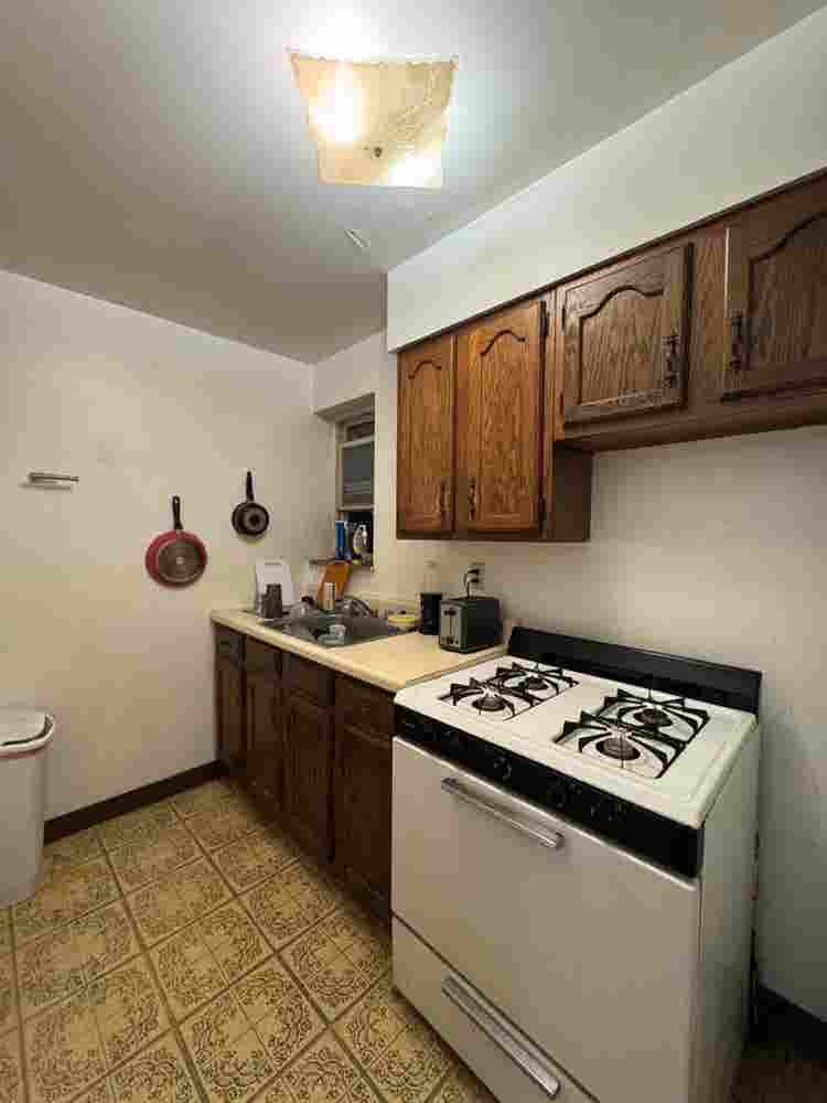 Private Room available for Lease