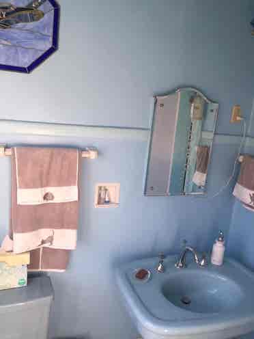 Renting furnished room 