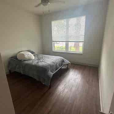 Private room and bathroom