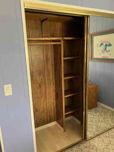 FURNISHED MASTER SUITE W/ POOL