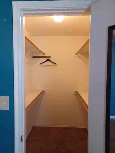 Room available in modern house