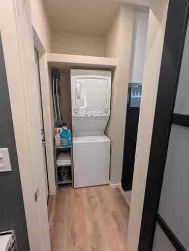 Furnished private Beaverton studio!