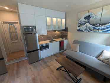 Furnished private Beaverton studio!