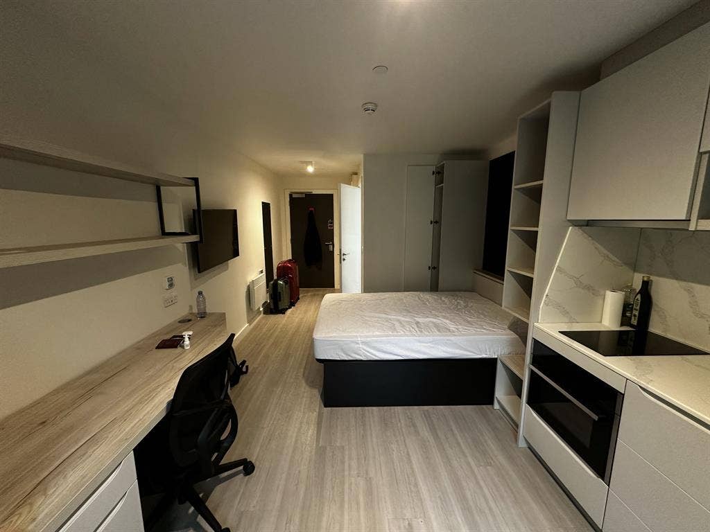 Studio | WILL OFFER DISCOUNT!